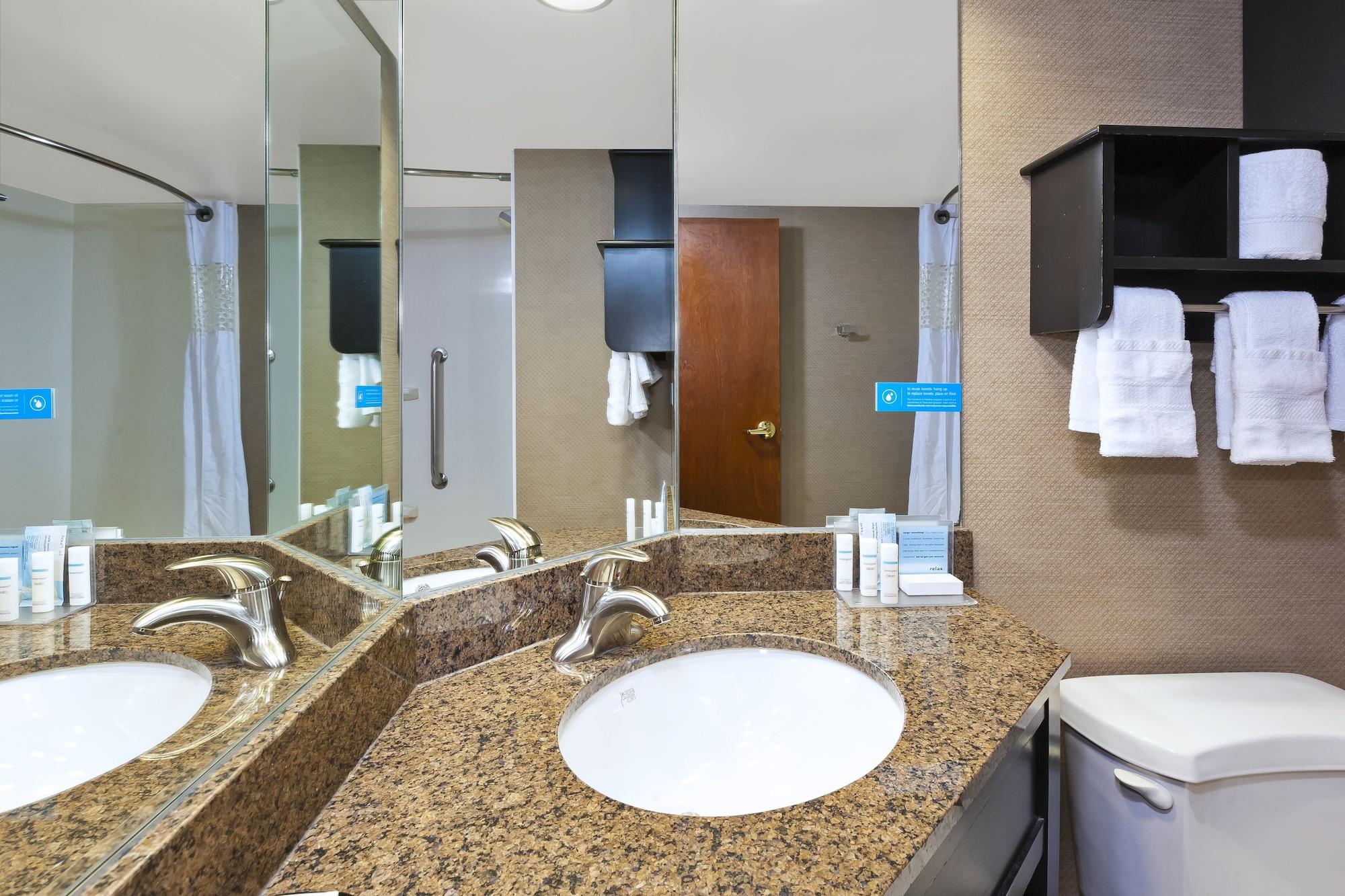 Surestay Plus Hotel By Best Western Stevensville St Joseph Exterior foto