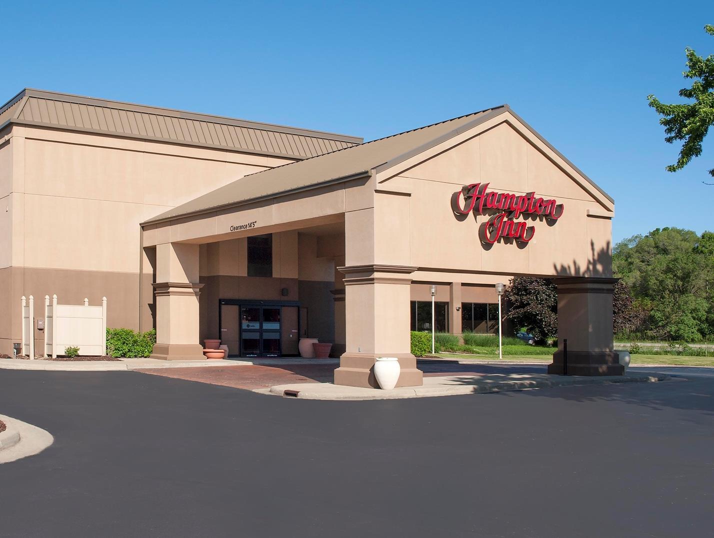 Surestay Plus Hotel By Best Western Stevensville St Joseph Exterior foto