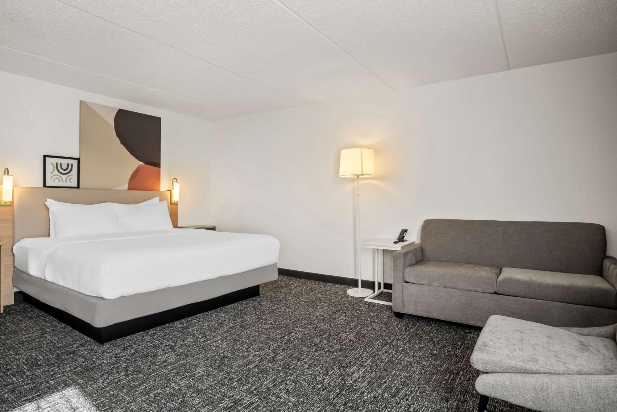 Surestay Plus Hotel By Best Western Stevensville St Joseph Exterior foto